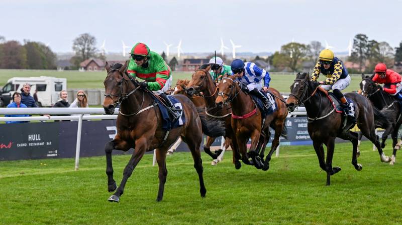 LYRICAL SONG makes it a treble at Beverley
