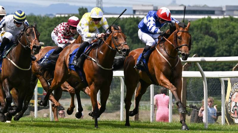 EQUITY LAW makes most of the running to win at Pontefract