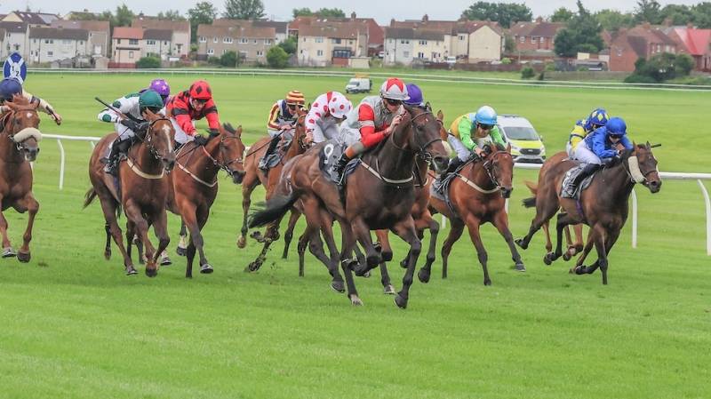 MANILA SCOUSE wins impressively at Ayr under Sean Kirrane
