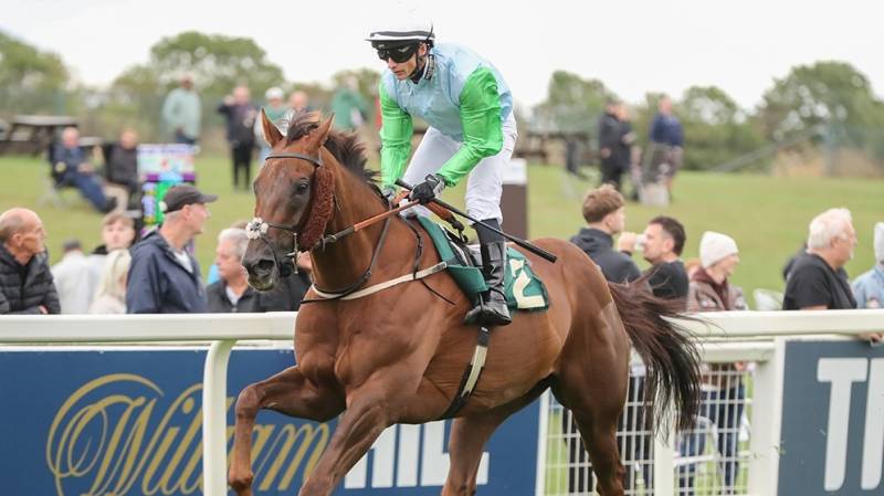 ZIMMERMAN pulls clear of his rivals to win at Ripon